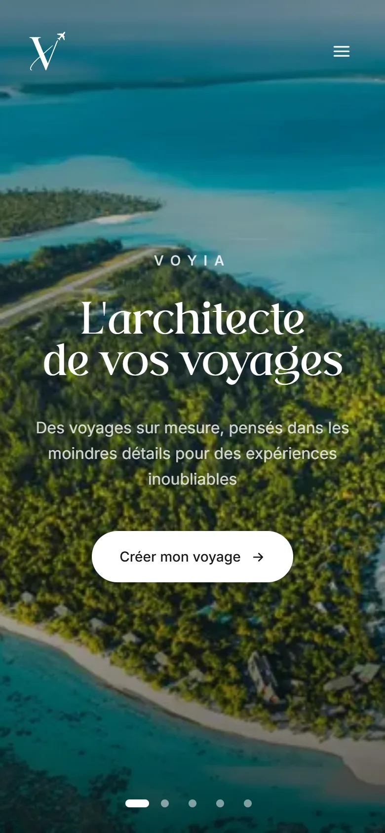 L'accueil de Voyia sur téléphone : « L'architecte de vos voyages ».
